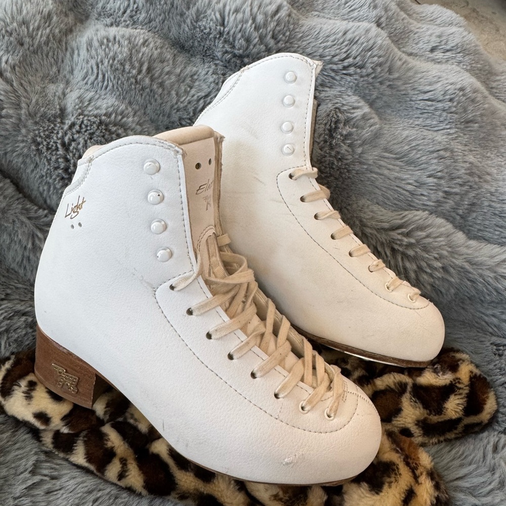 Risport Electra Figure Skates with MK Galaxy blades - size 240
